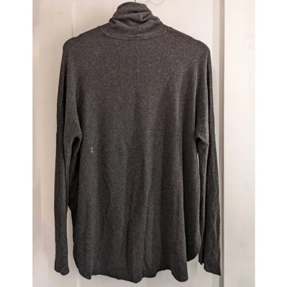 Kit and Ace | Burrow Brushed Cashmere Blend Turtleneck In Grey - Picture 5 of 12